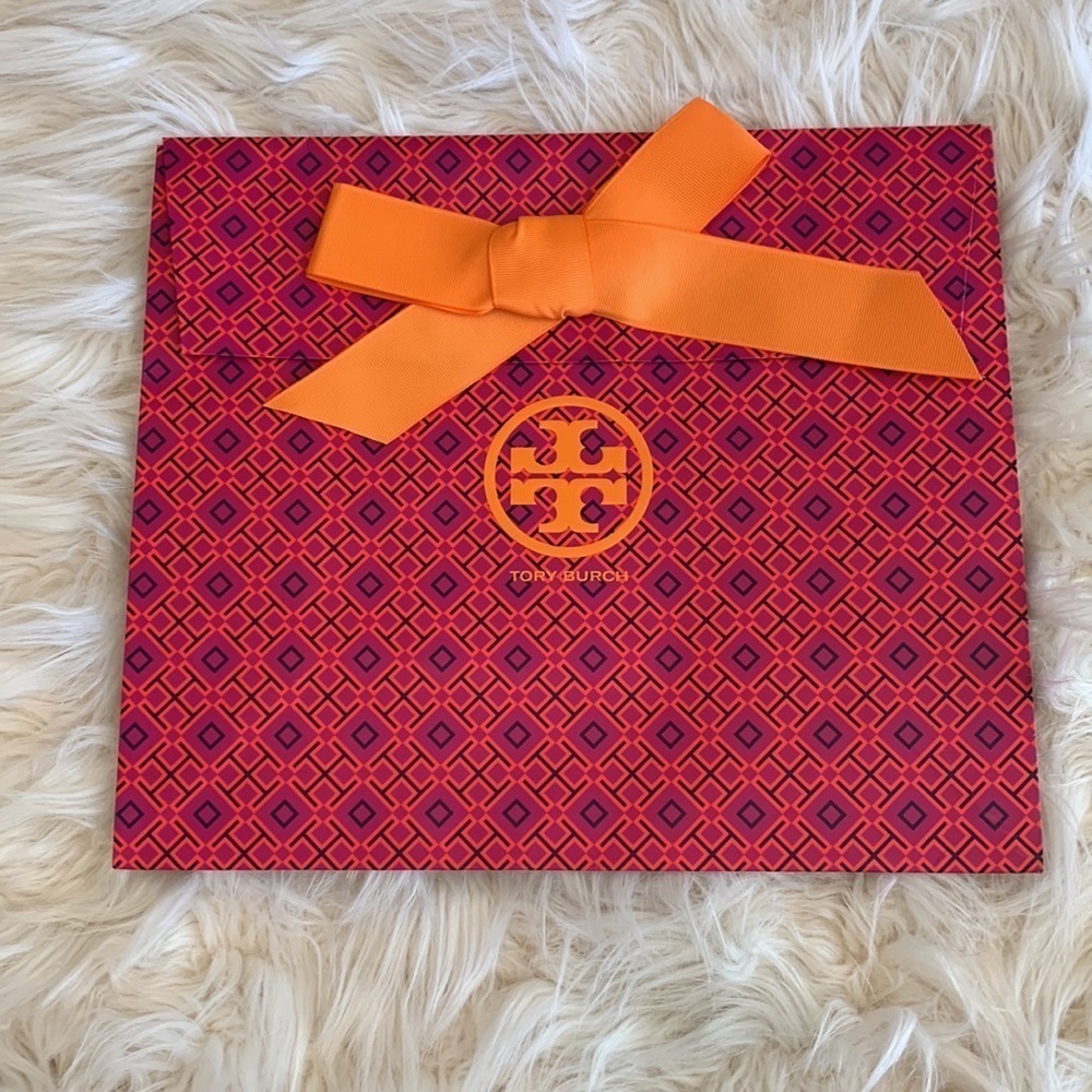 Tory Burch Tile T-Print Medium Pink Purple Paper Shopping Bag - Picture 9 of 9